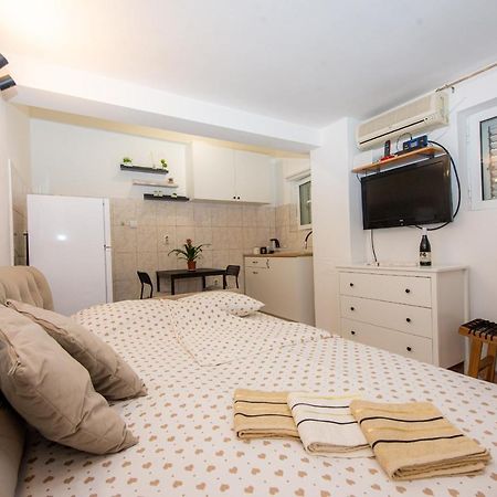 Studio Apartment Silva Kotor Exterior photo