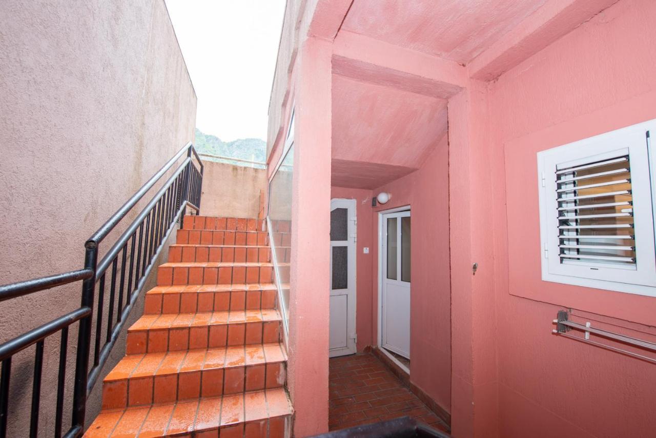 Studio Apartment Silva Kotor Exterior photo